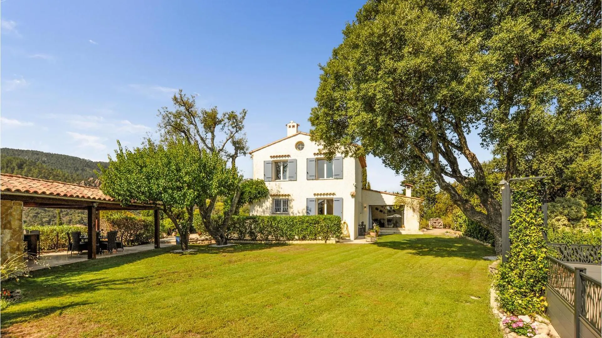 4 Bedroom Amazing Home In Frejus Holiday home