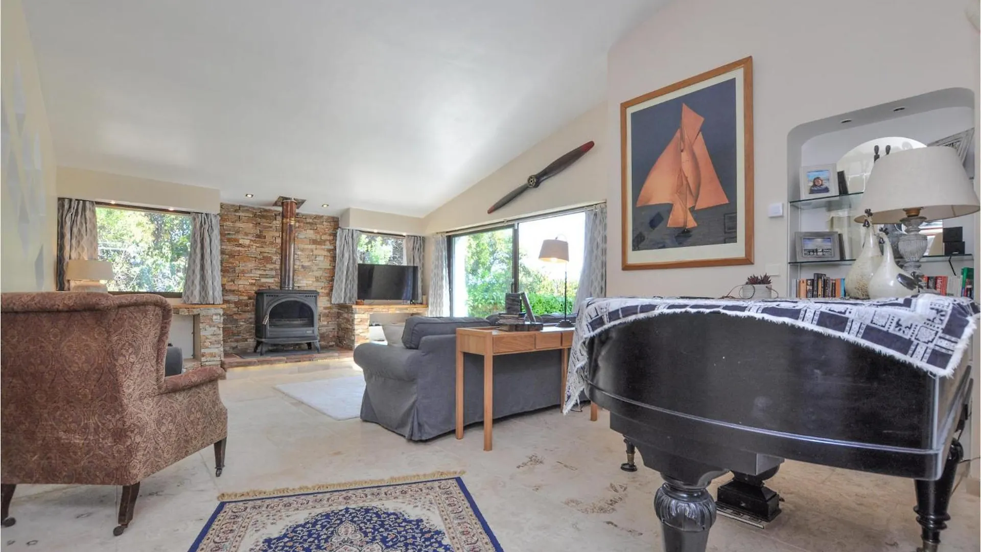 4 Bedroom Amazing Home In Frejus Holiday home