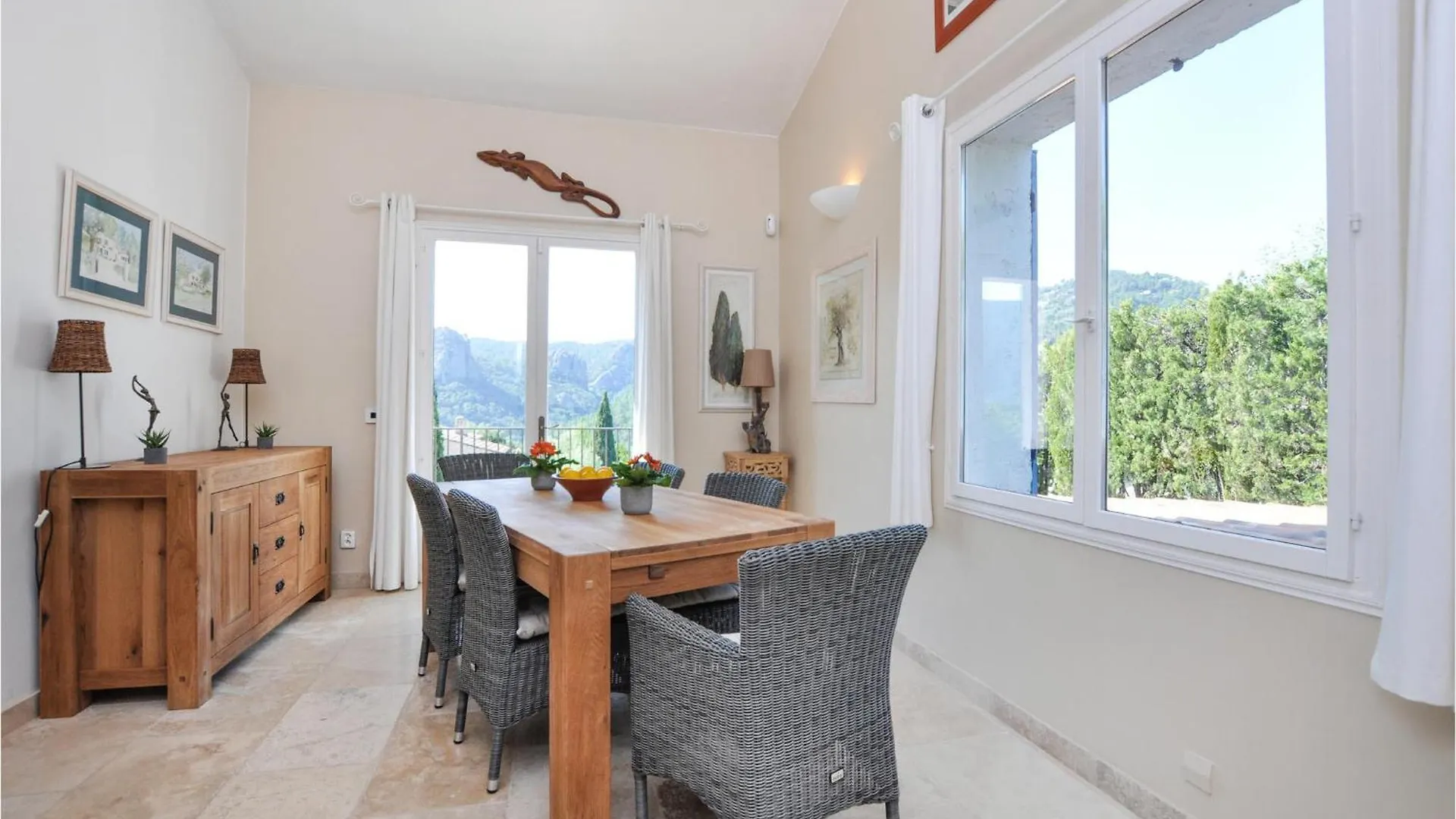 4 Bedroom Amazing Home In Frejus France